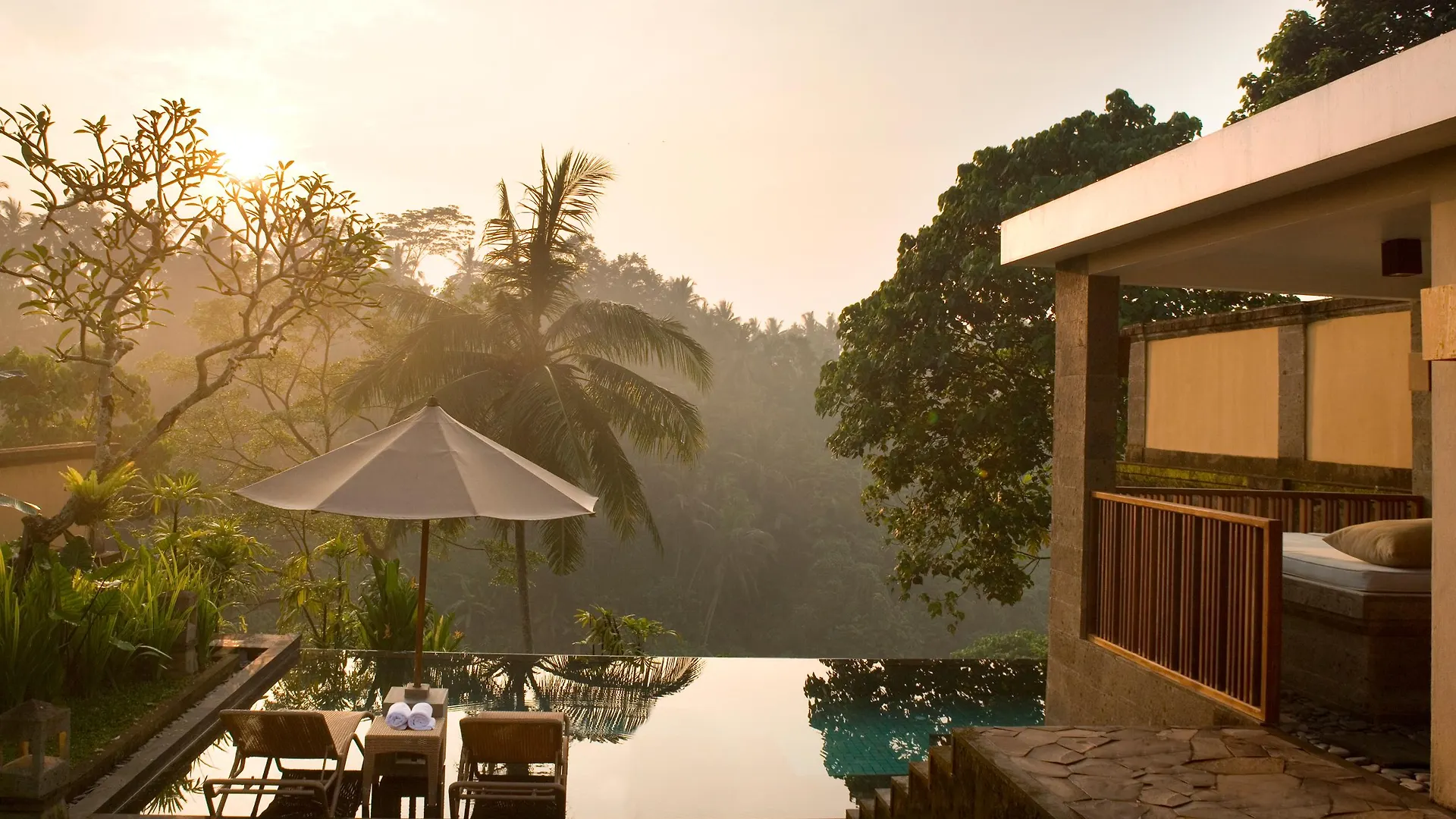 ***** Resort Kamandalu Ubud Indonesia
