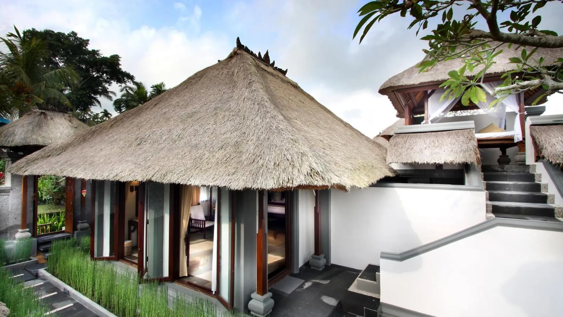 ***** Resort Kamandalu Ubud Indonesia